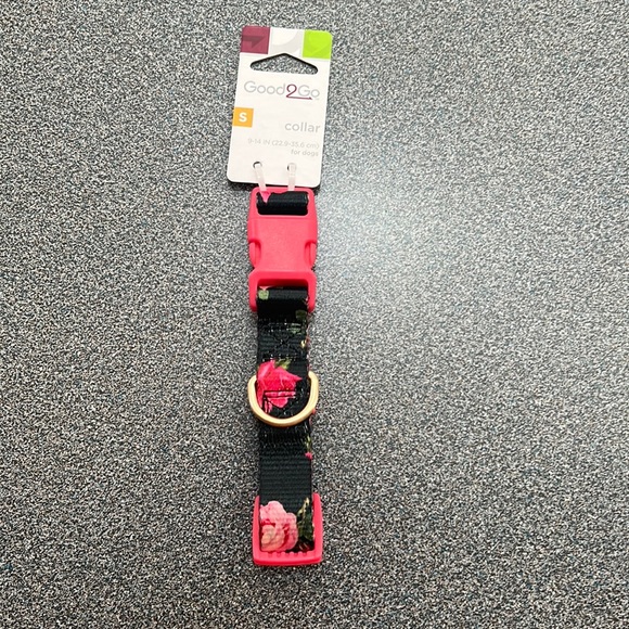 👑 Good2Go Rose Dog Collar NWT Small